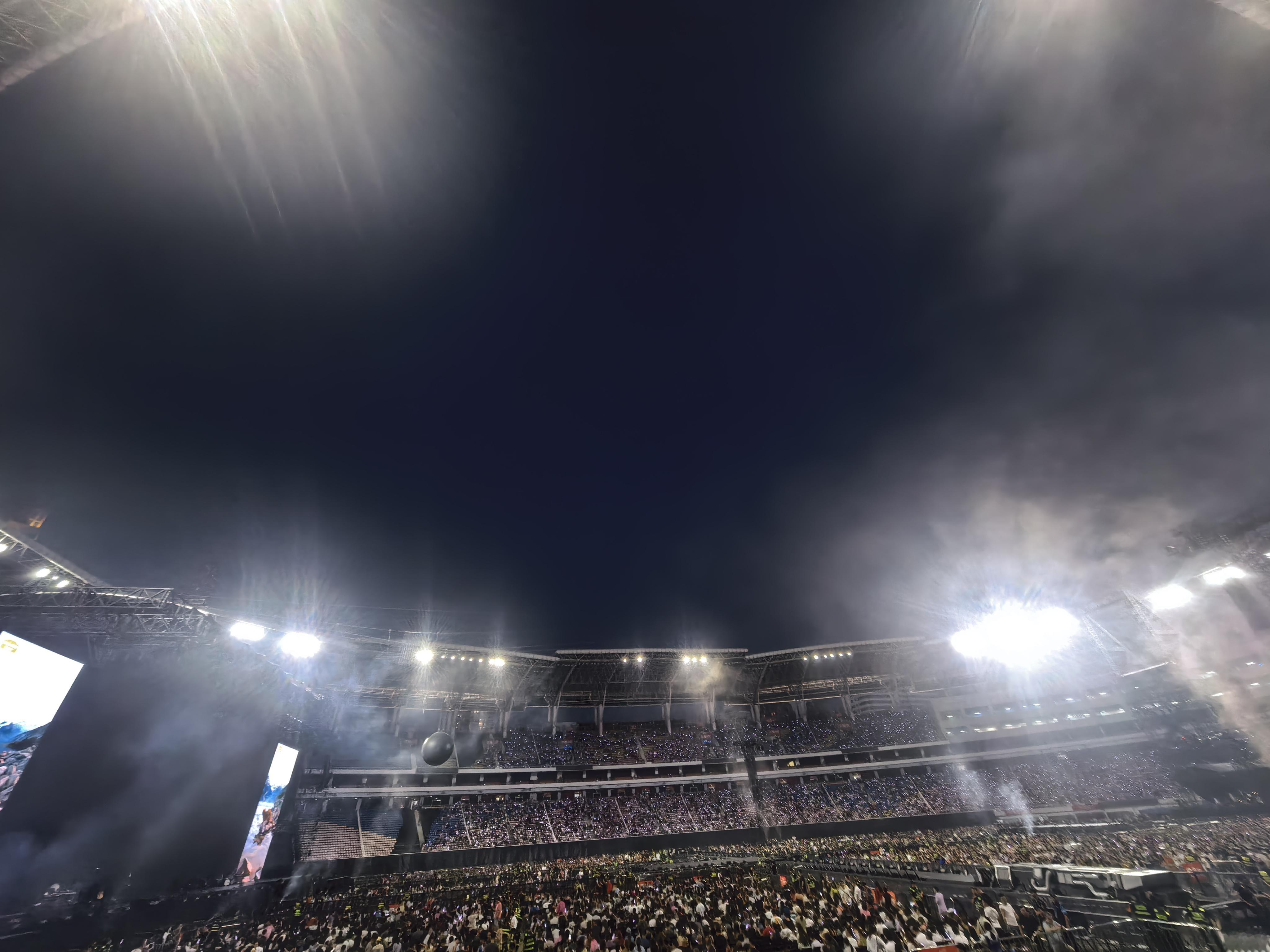 谢霆锋演唱会现场