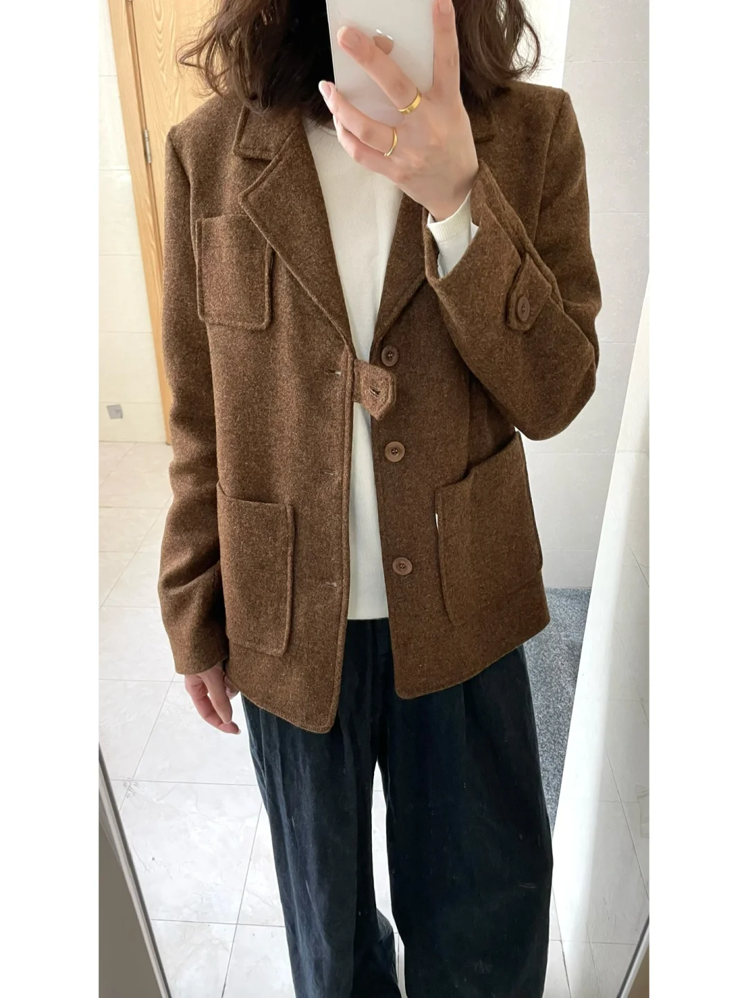 早秋穿西装