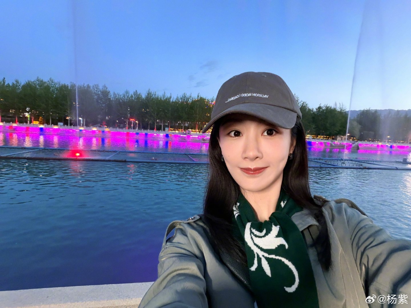 [超话]   “愿你快乐又顺心，日子精彩又闪光”    【yz zm ...