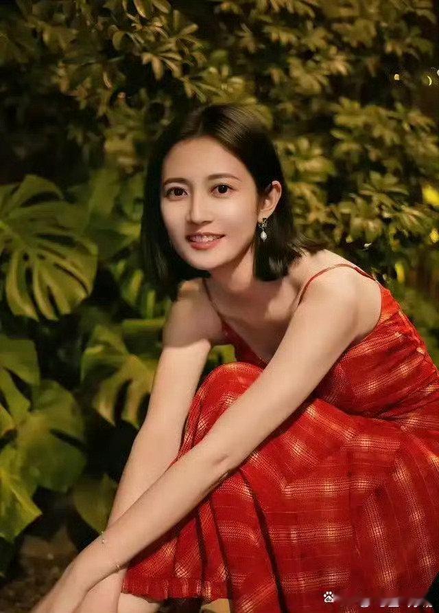 于正放话陈钰琪不爆算我输，新剧翻身还是翻车？
一切答案都押注在那部未播的《金吾不禁》上。 ​