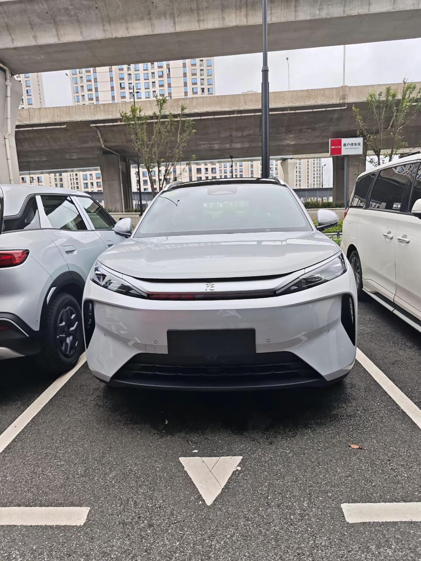 今天129900的总算可以交车了沉浸式看车 沉浸式开车第一视角 第三代元plus