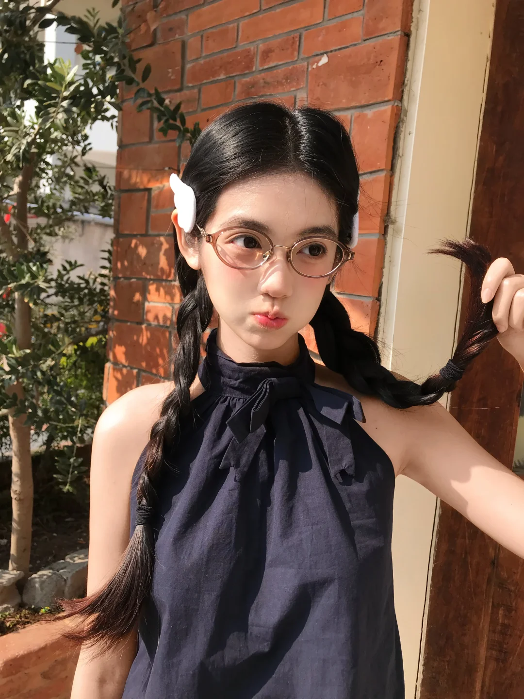 眼镜体出现一下⎚⩊⎚´ -✧