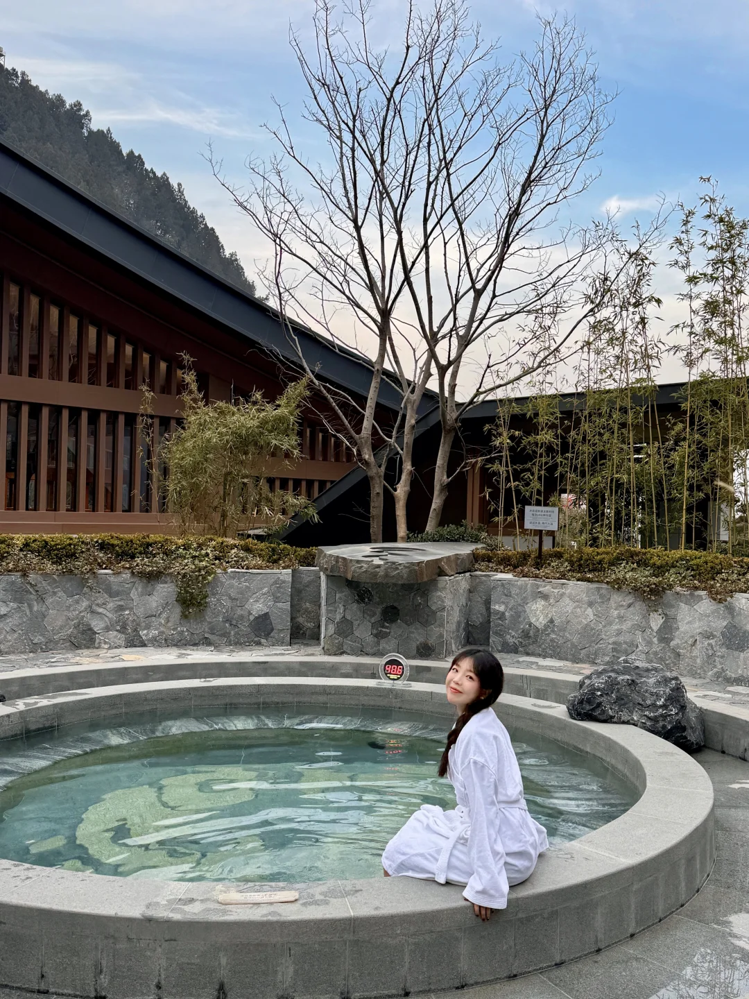 带小狗住进太白山的2天1夜🐾温泉太舒服啦！