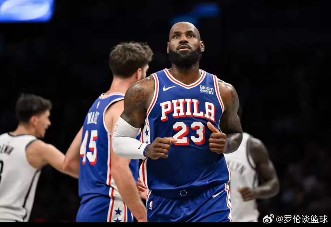 10月15日讯 NBA官网发布了第25届年度NBA总经理调查，本次调查涵盖了关于最佳球队、球员、教练以及休赛期运作等48个问题。按照规则，球队总经理不得投票给自己球队的人员。

哪支球队最具有观赏性？
森林狼——30%

哪支球队拥有最佳主场优势？
并列第一：掘金——37%

并列第一：雷霆——37%

本赛季哪 ​