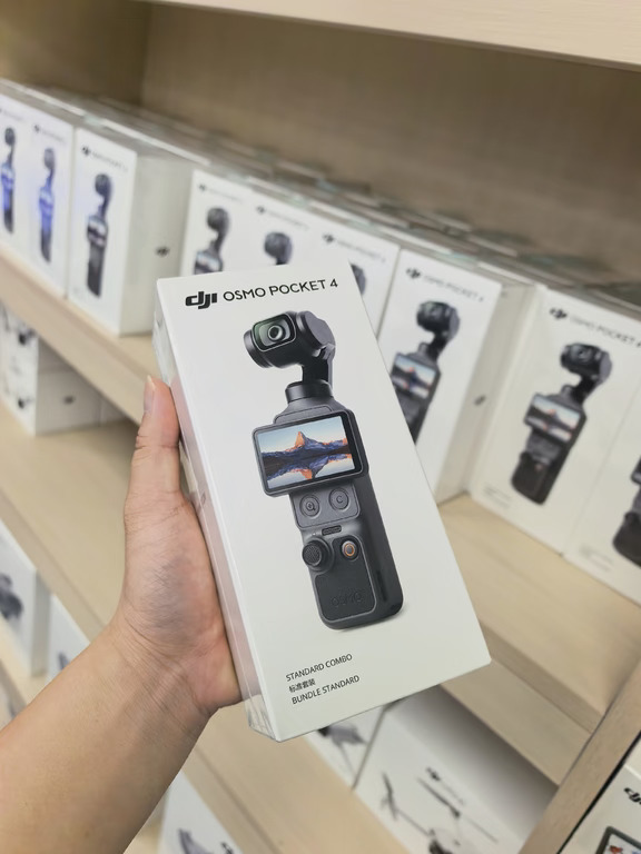大疆Pocket 4标准现货 应该没人要了吧