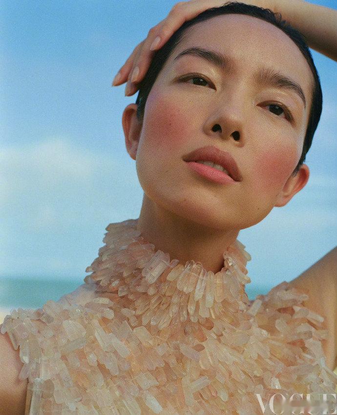VOGUE孙菲菲十月刊封面 ​