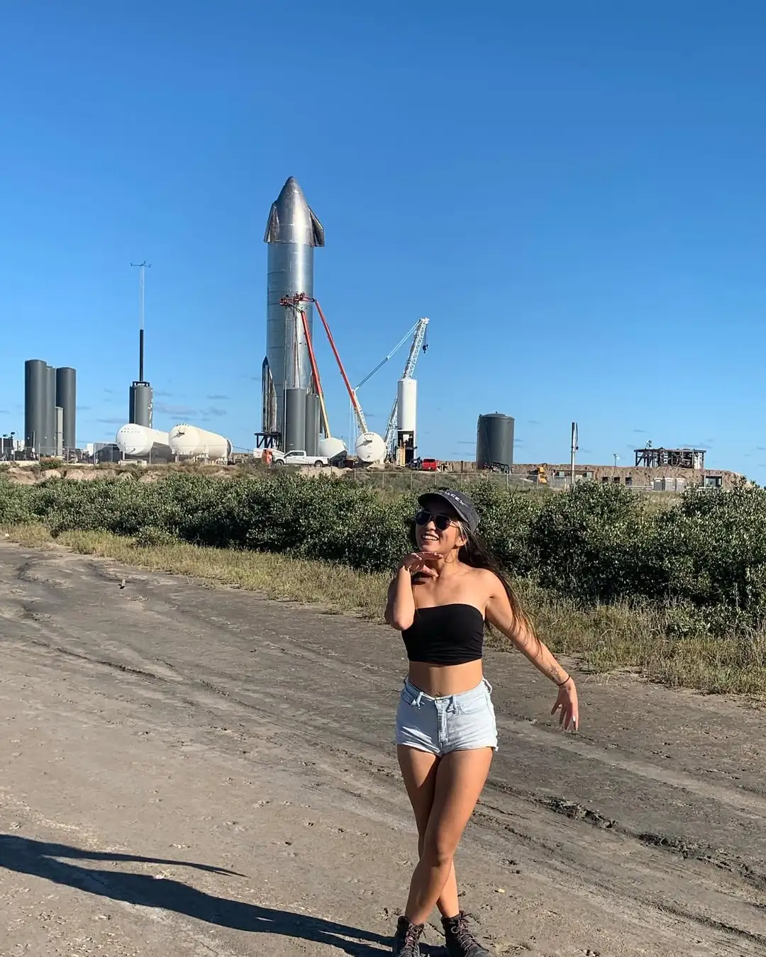 本科毕业进入SpaceX，这个华人女孩火了