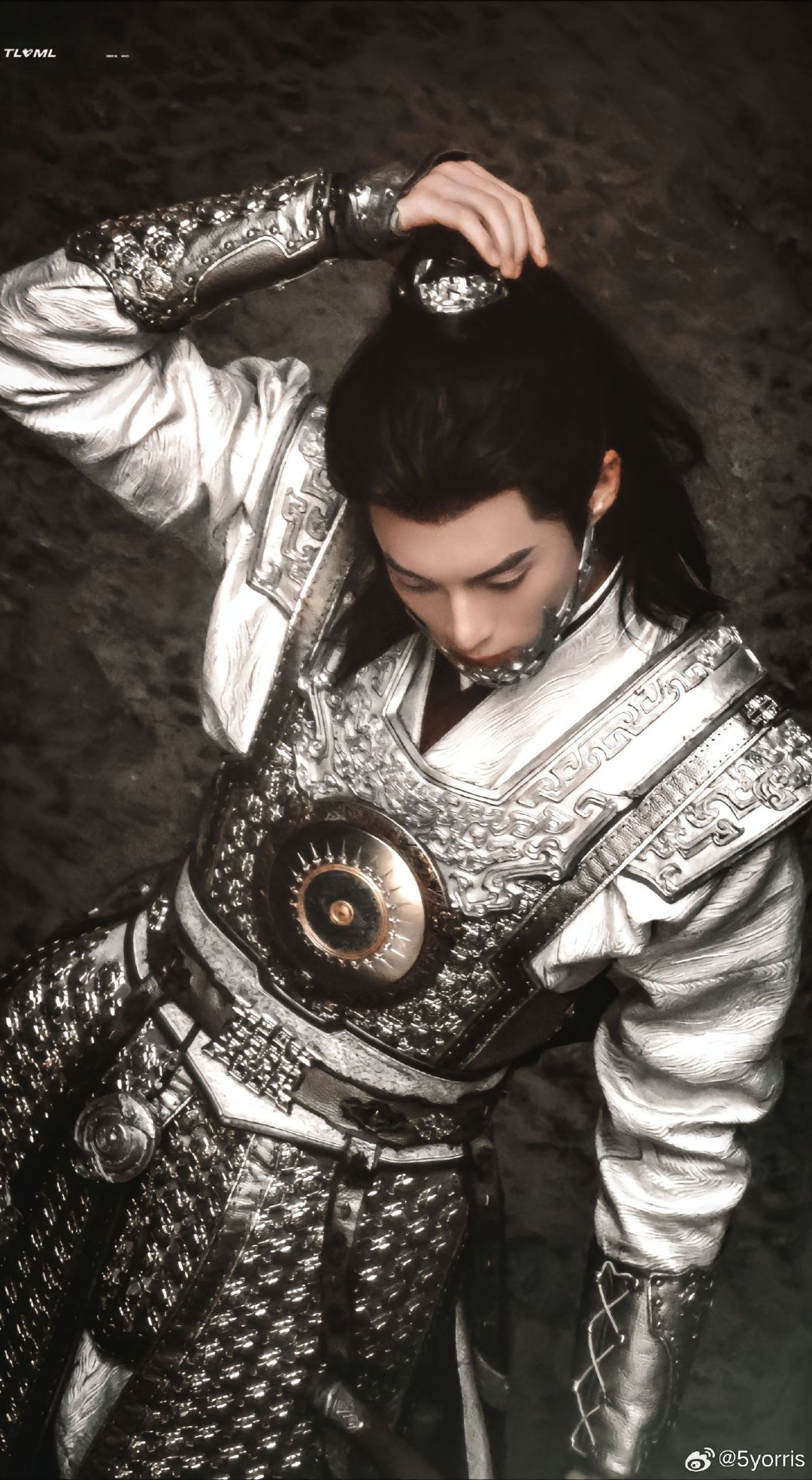#王鹤棣[超话]# ｜#王鹤棣咸鱼飞升#whd#王鹤棣宋潜机#｜#咸鱼飞升#

🆔知道恐龙为什么灭绝吗？因为它的胳膊太短，在看到您的美貌时没法鼓掌。

​