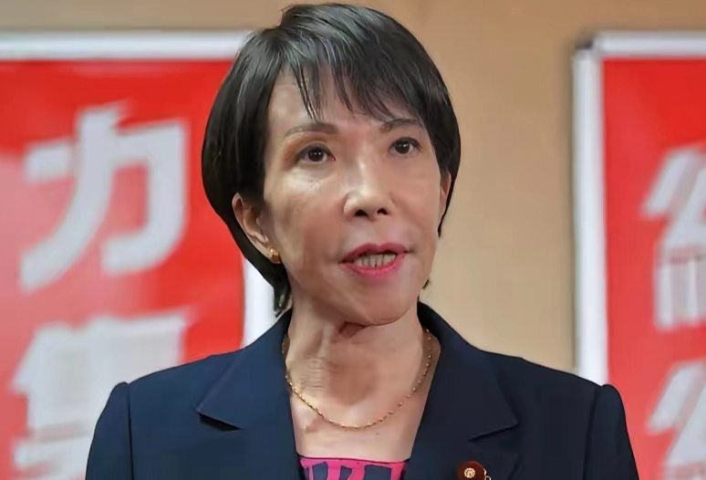 稀土博弈升级：中国再出手限制日本还能奏效吗，日本十六年布局正在改变游戏规则 
 
为什么说未来中国对日本的稀土影响力，会从“一锤定音”变成“长期博弈”。 
 
很多人还记得2010年的那场稀土风波。 
 
当时中日关系出现波动，中国稀土出口受到市场高度关注，日本企业一度非常紧张。 
 
那个阶段，日