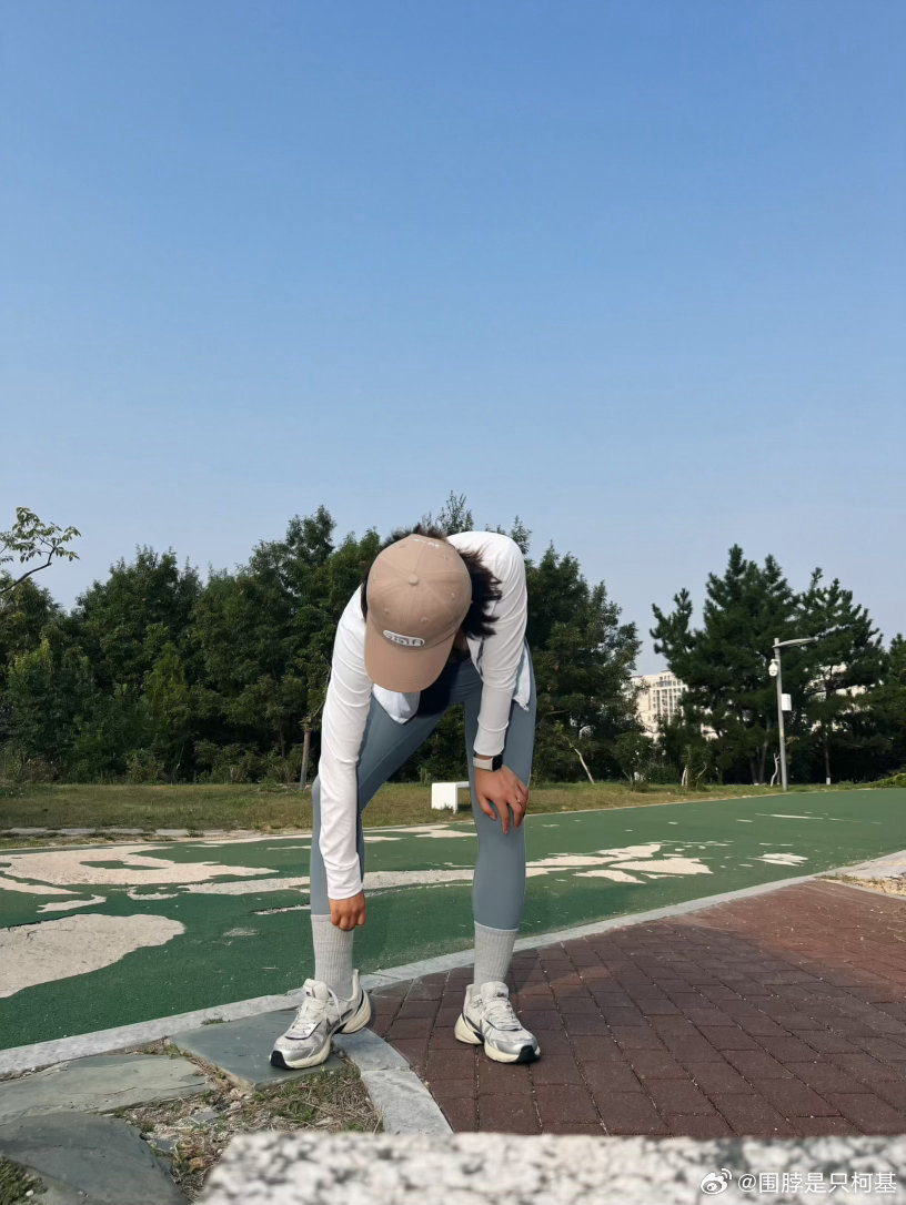 在九月的最后一天晨了个跑🏃‍♀️ 这个月的刷脂计划0完成 ​​​