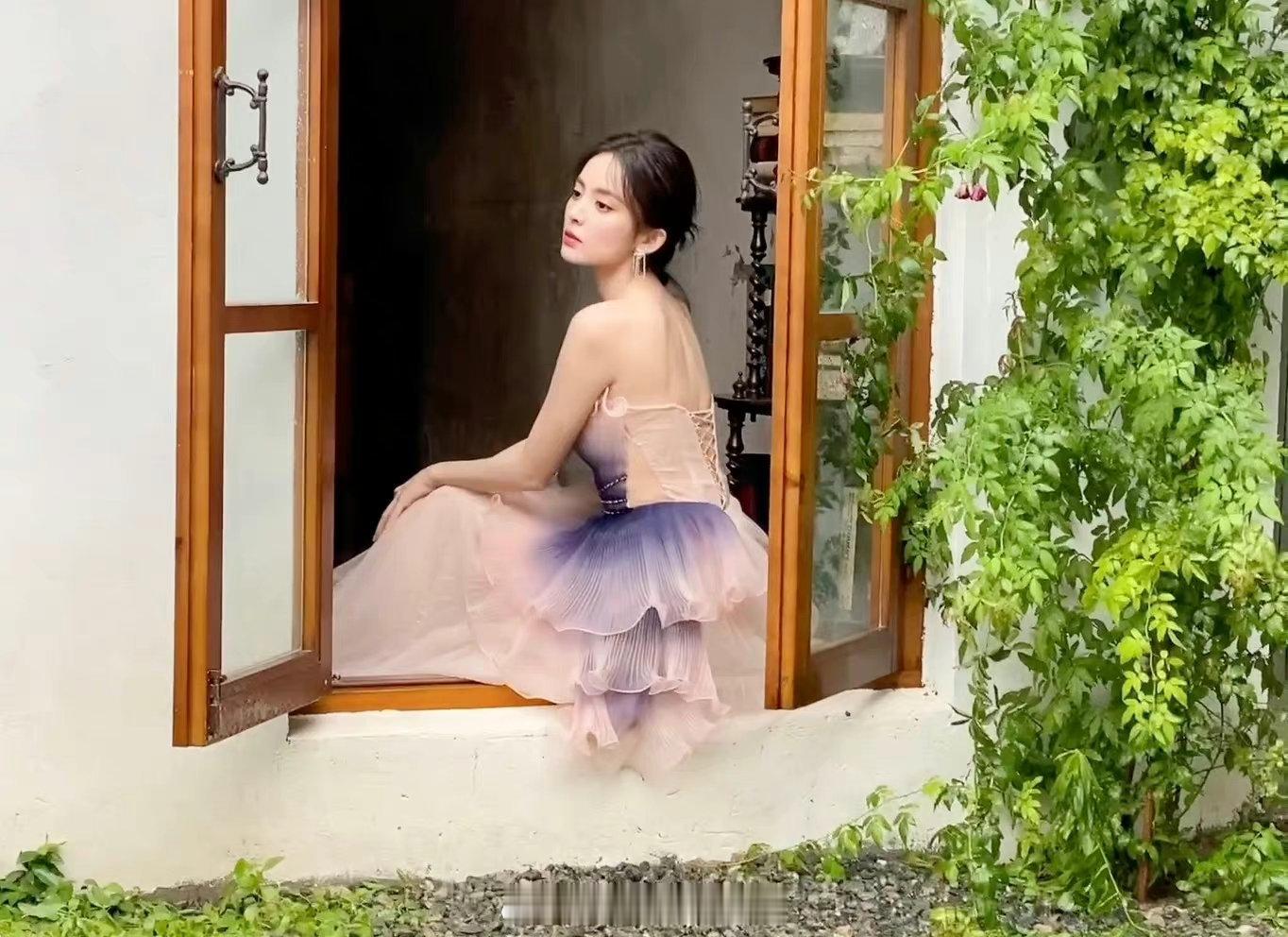 古力娜扎唯美纱裙是心动的感觉 ​