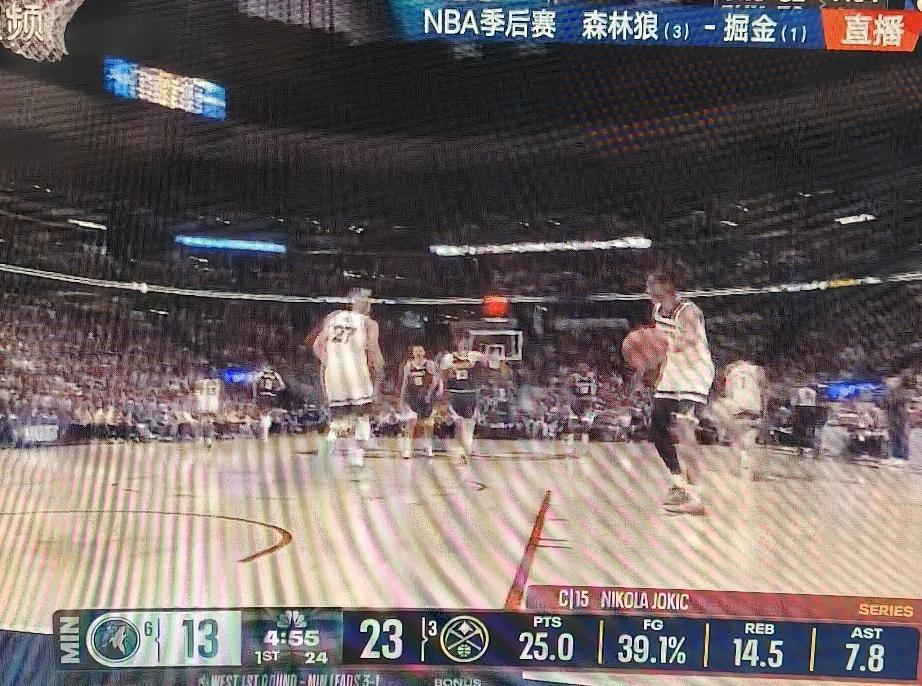 掘金队最多领先27分，第四节差一点被翻盘。 戈登因伤还是没有出场 约基...