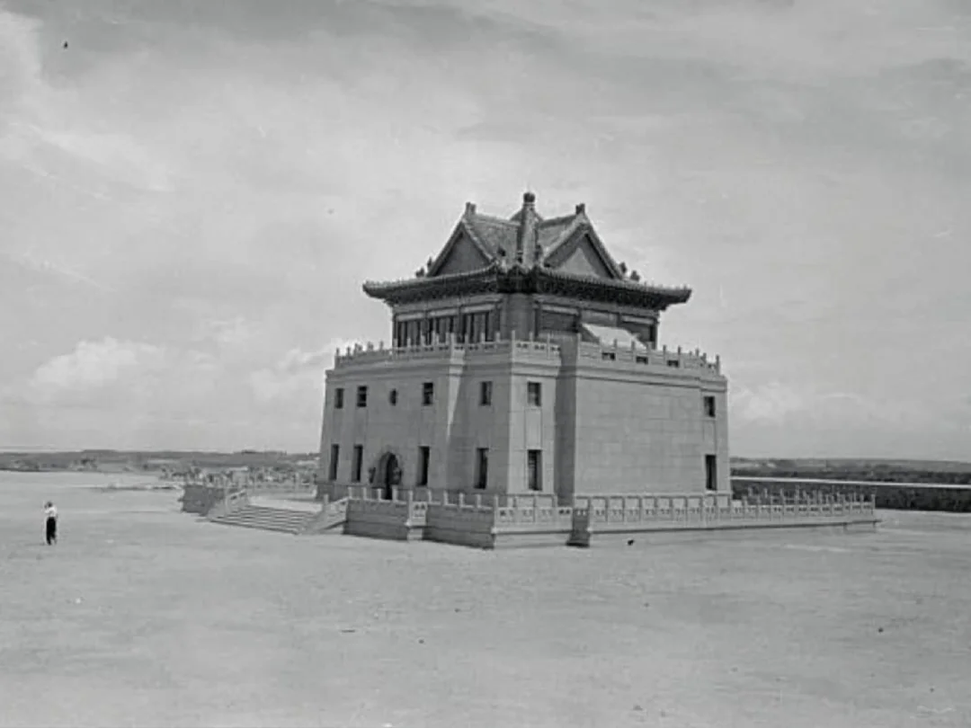 通过莒光楼今夕对比，重温“毋忘在莒”成语