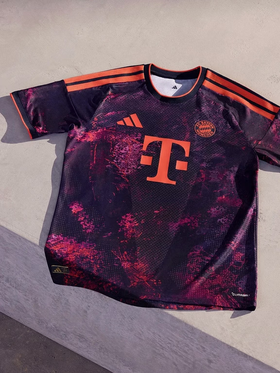 adidas×拜仁慕尼黑2627第二客场球衣