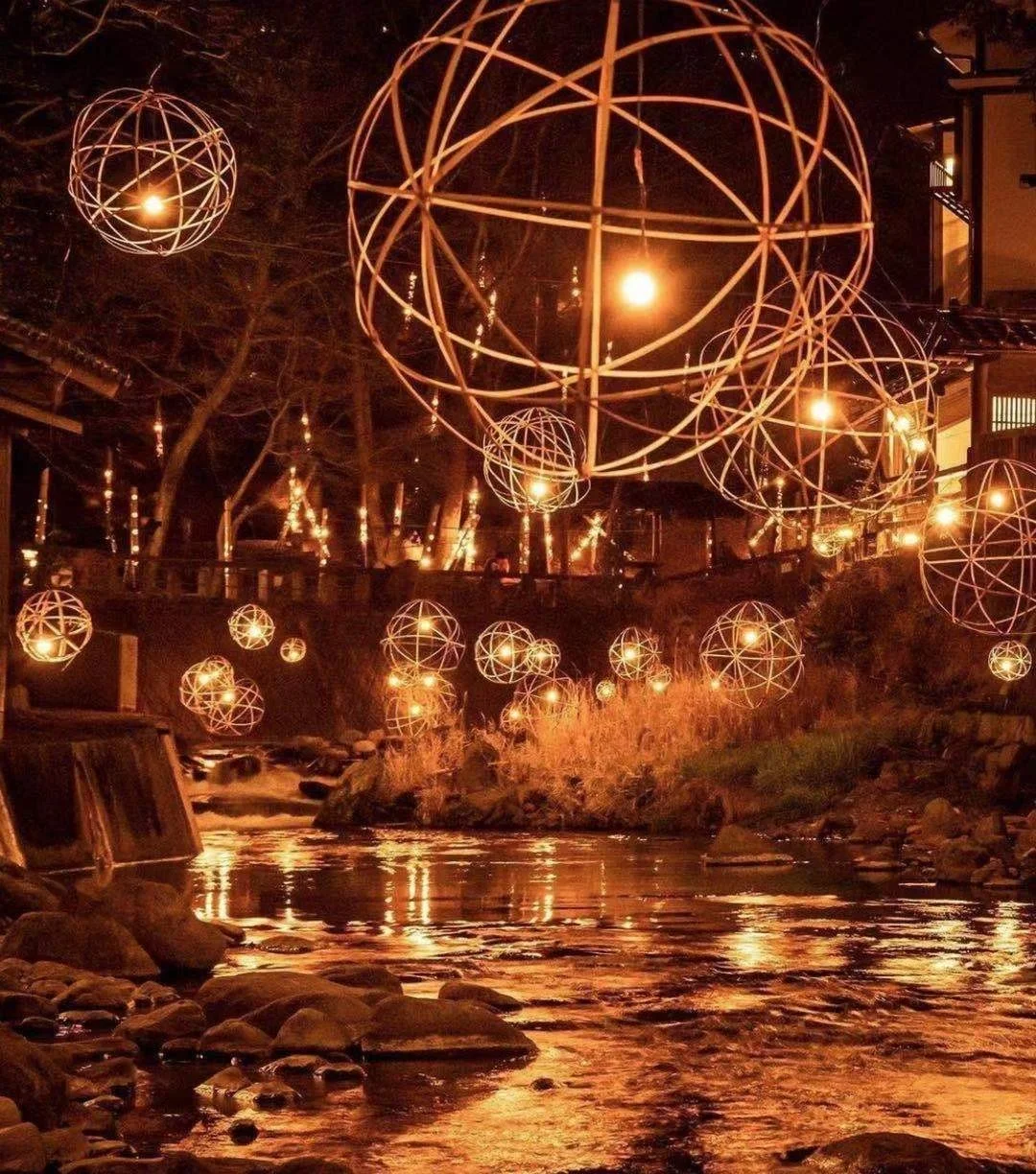 日本熊本县｜温泉迷雾中点亮温暖的竹灯笼