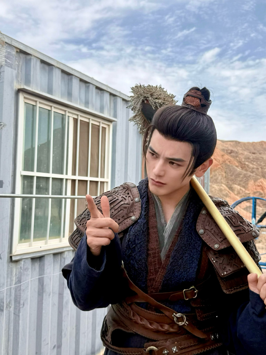 #姚弛公主杀青长文# 📸 #电视剧公主杀青#
镜头合上，故事待播。恭喜姚弛，李固杀青大吉，静候《公·主》，期待公主与将军荡气回肠的故事。 ​