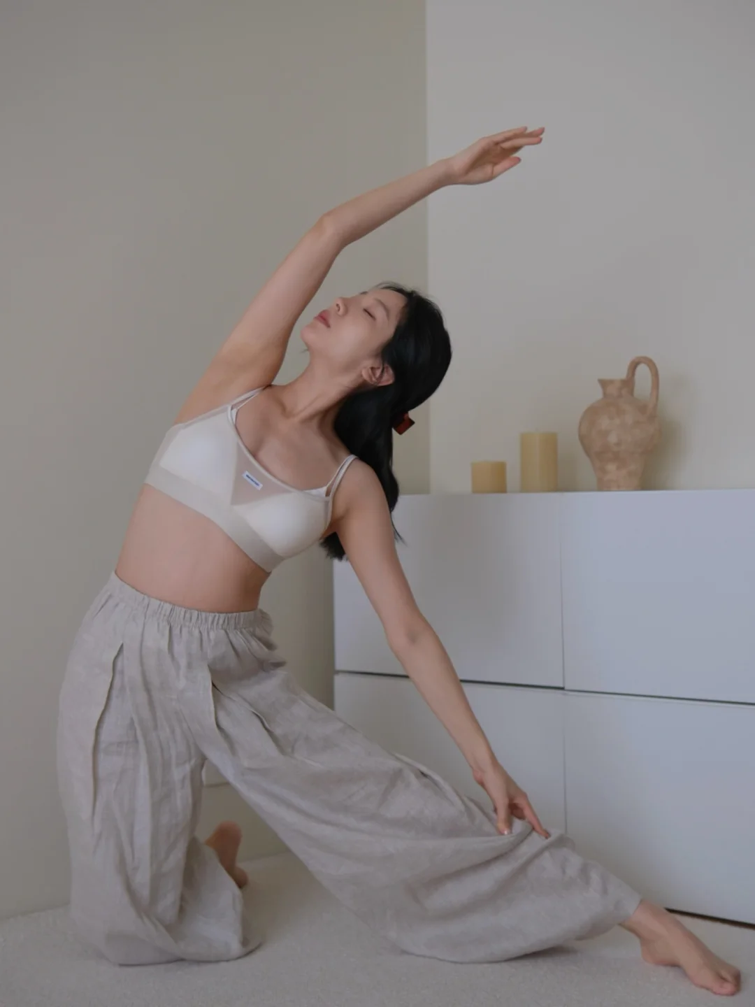 居家瑜伽｜今天是温柔的白月光🤍
