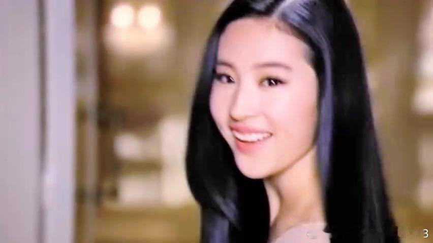 《CC刘亦菲与汤唯两大女神出镜的潘婷洗发水广告大片,好美好有气质》 ​