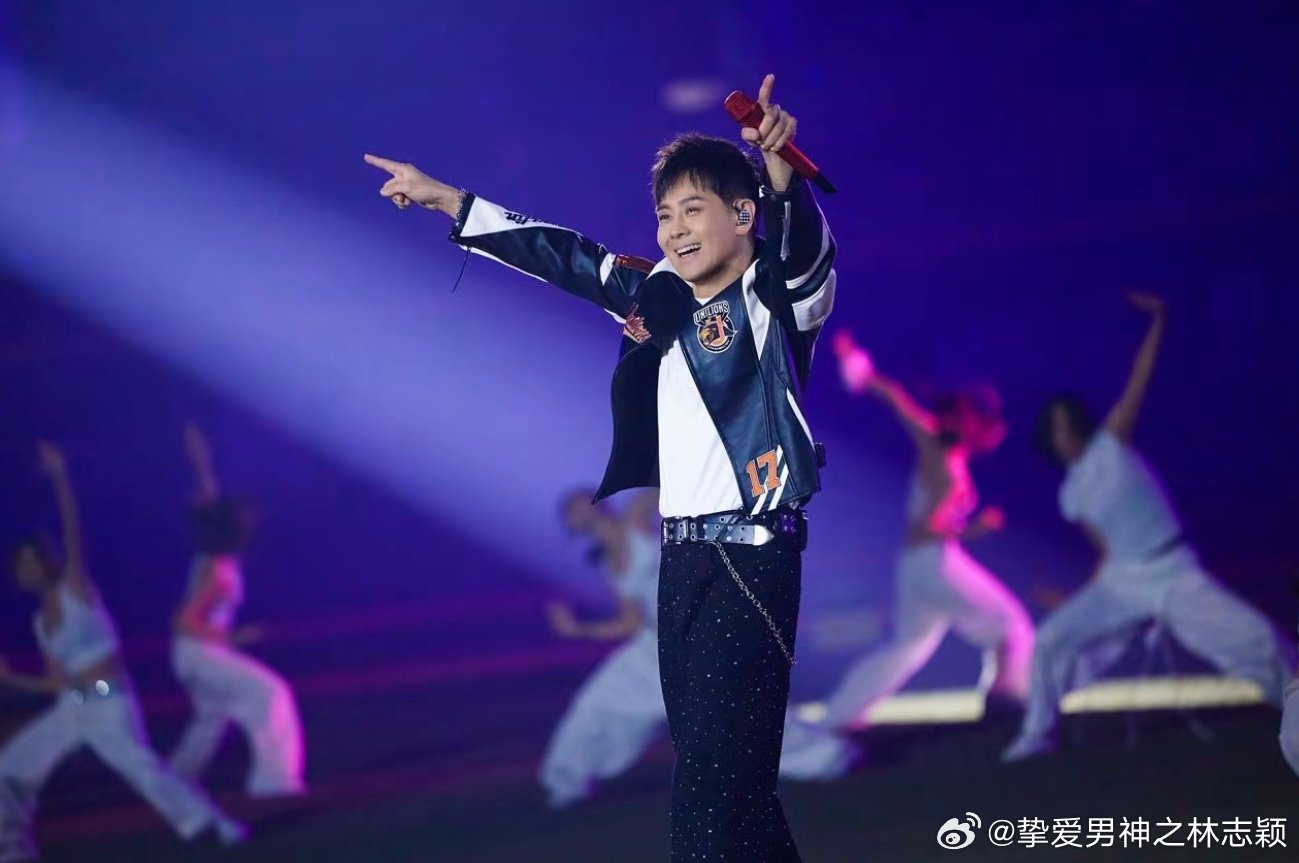#林志颖[超话]# 能不心动吗？见一次心动一次，男神不要太帅 ​