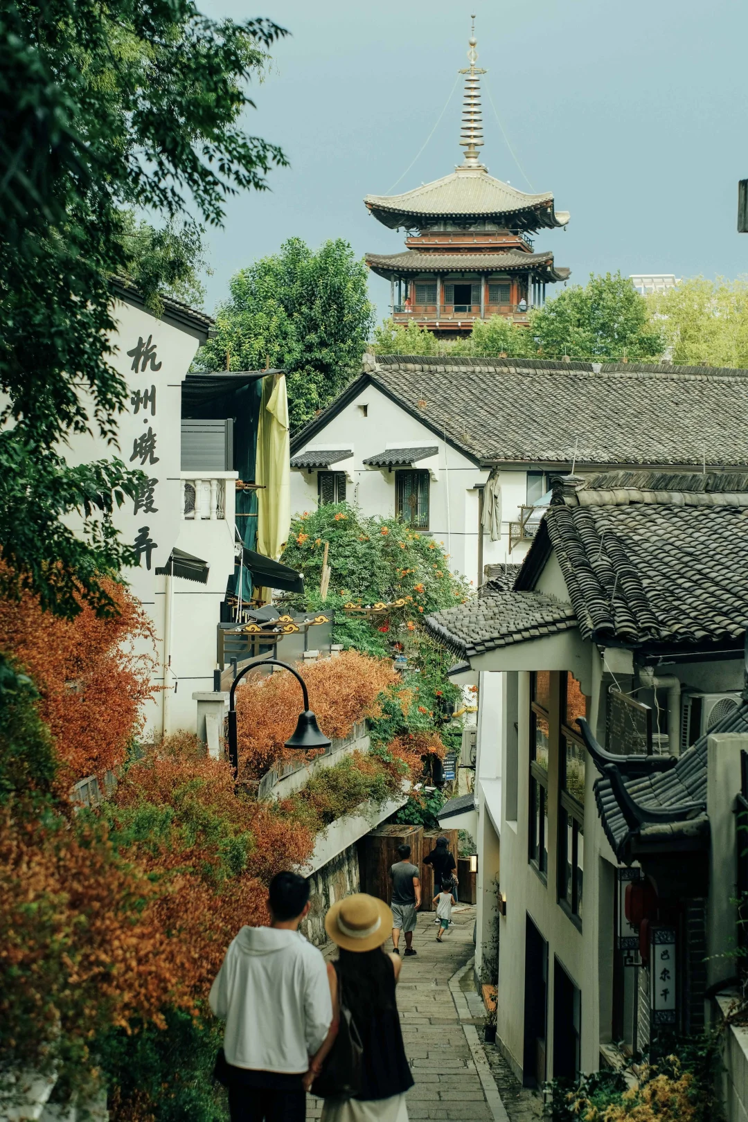 来杭州别只去西湖｜2条老底子杭州味路线