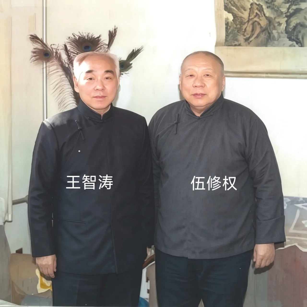 大家通过《伟大的长征》认识了李德的翻译伍修权，其实，李德还有一个翻译叫王智涛，他
