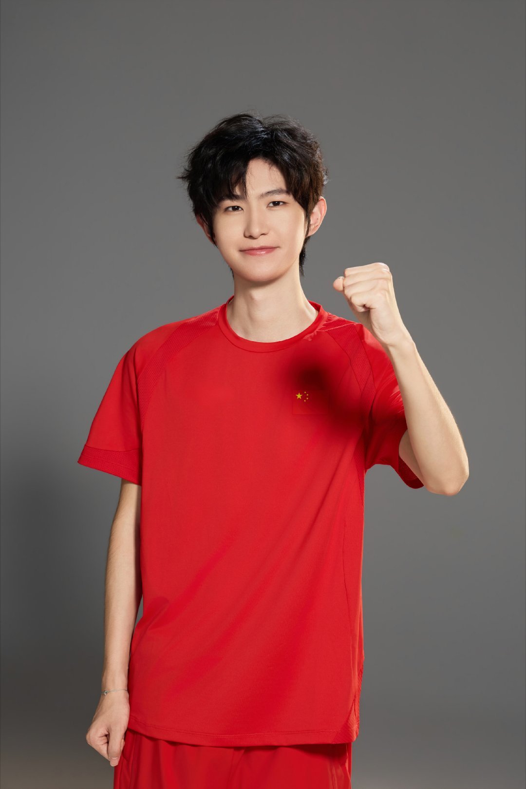 #一诺抵达名古屋#
徐必成小队长加油呀 ​