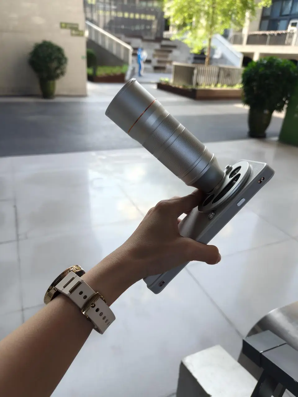体验了一把手机望远镜的快乐