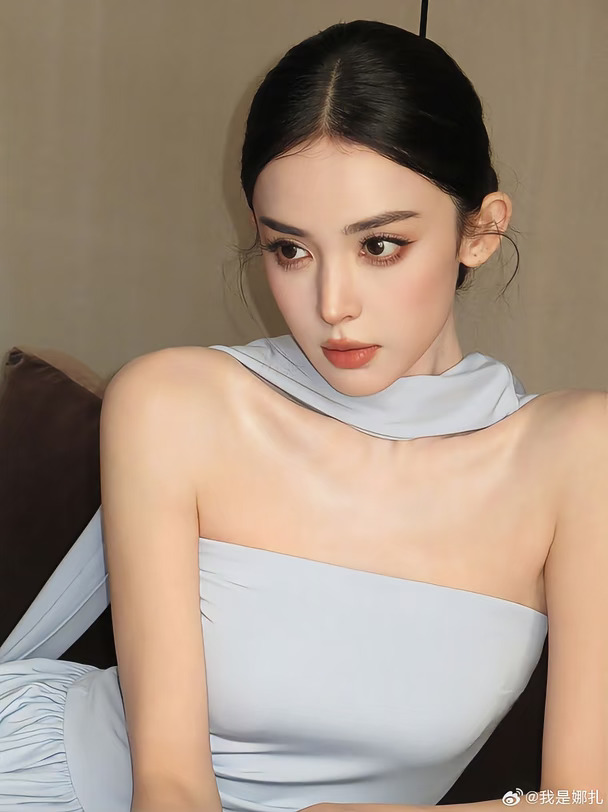 #娜扎 蓝色系列的也好好看#气质女明星 #惊为天人的美貌 #顶美