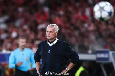 罗马诺带来最新皇马动态，穆里尼奥主动流露执教意愿，一心想要重回皇家马德...