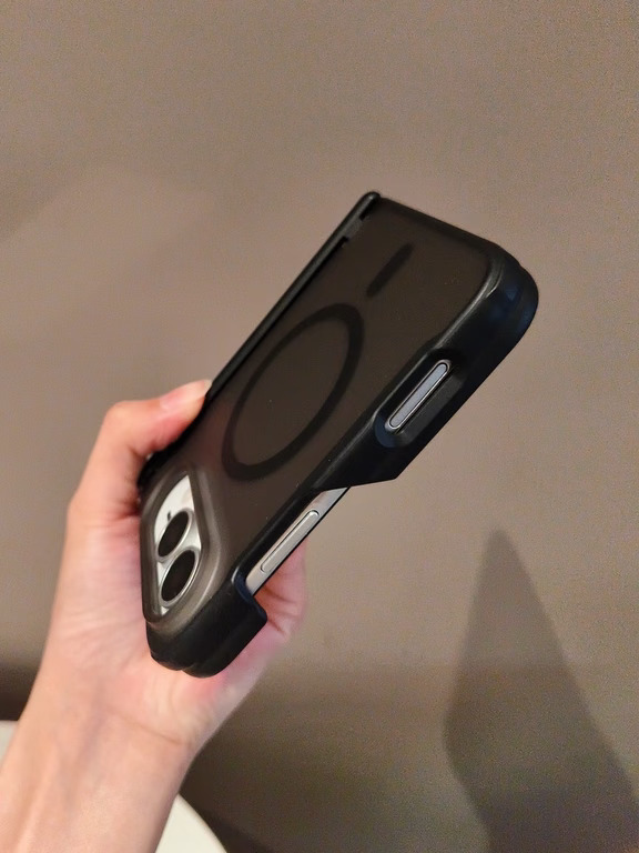 黑色高级又好用的iPhone duo磁吸软边壳🖤
