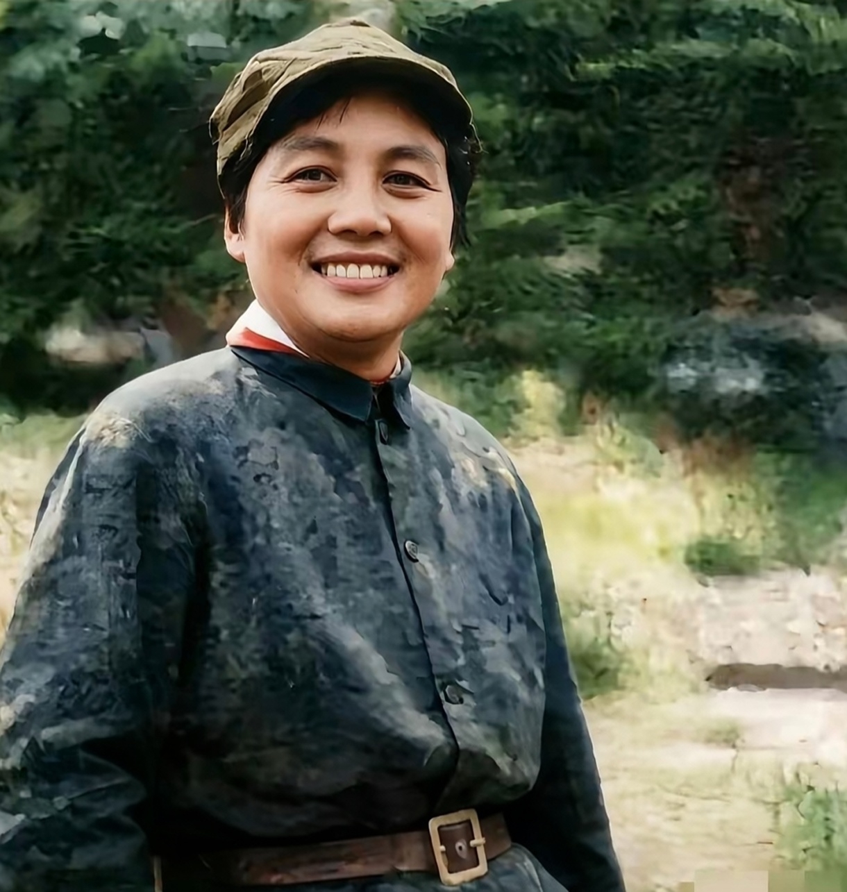 1943年春，红军中最高级女将领、延安女子大学教务长张琴秋和卫生部部长苏井观结婚
