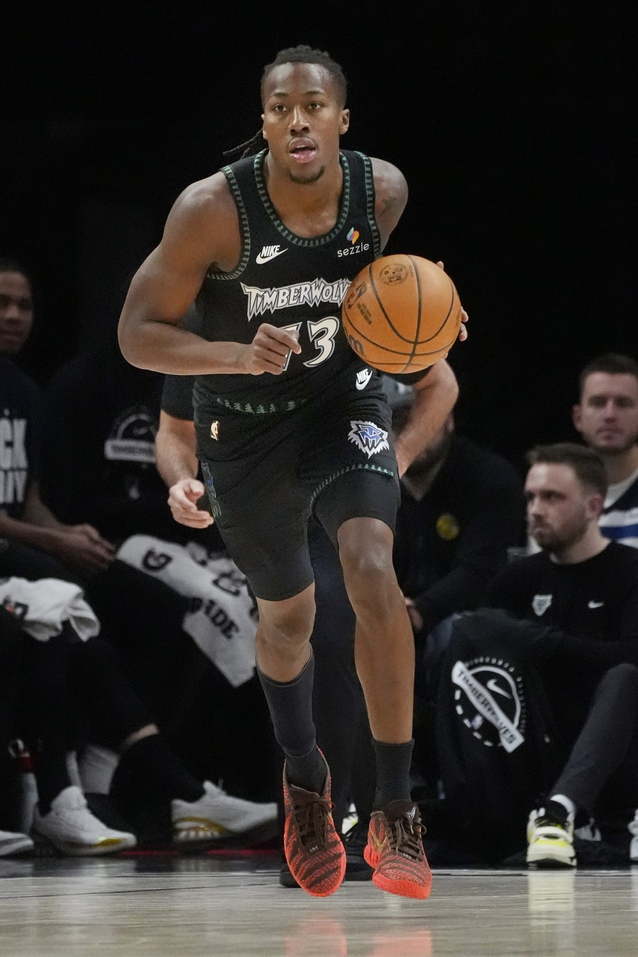 4月26日讯，NBA季后赛西部首轮G4，森林狼坐镇主场112-96再胜...