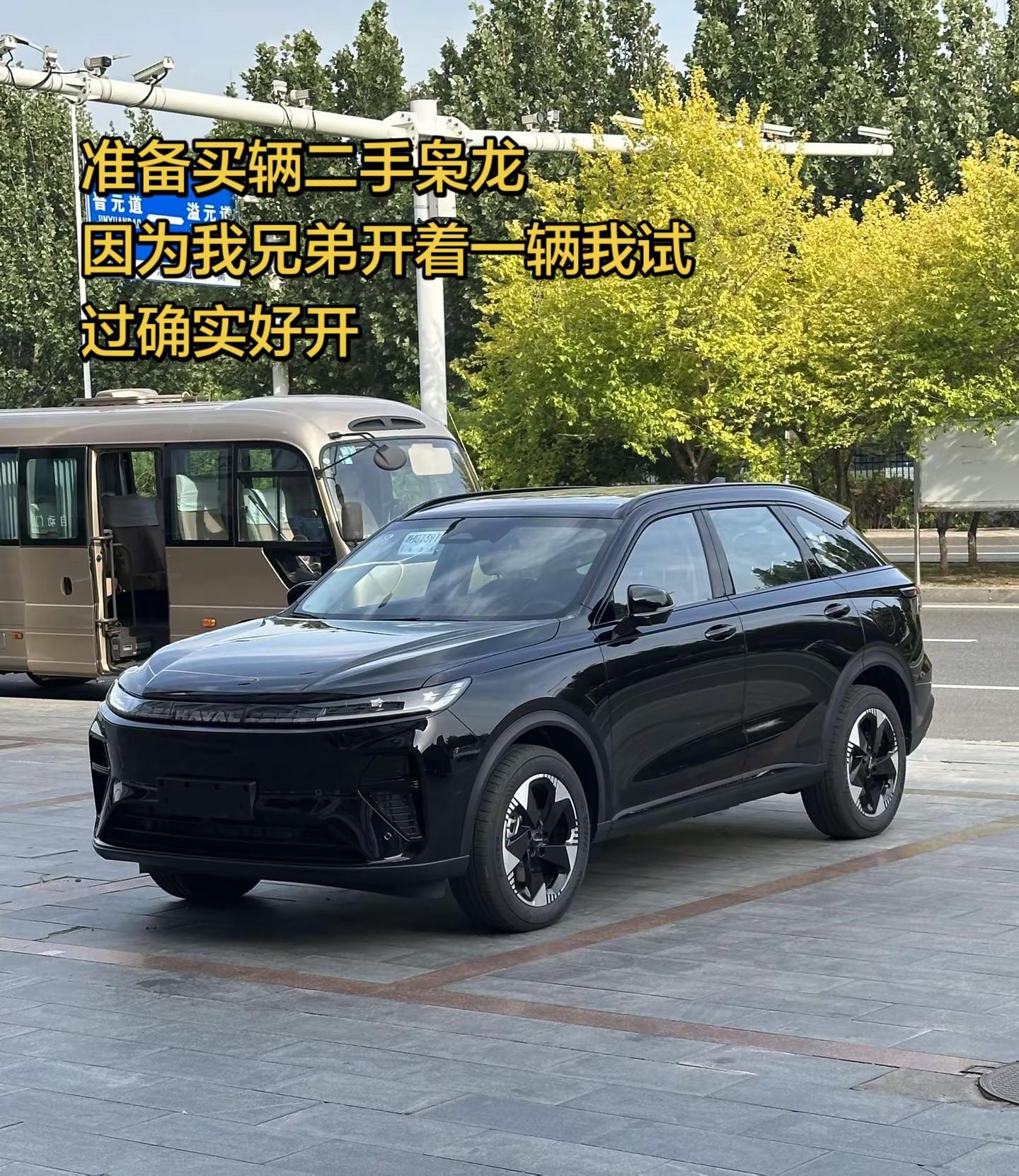 准备买辆二手枭龙，因为我兄弟开着一辆我试过确实好开哈弗枭龙