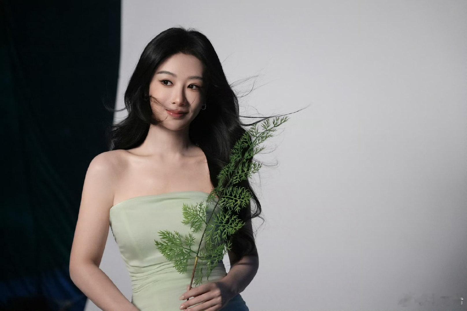 #杨紫[超话]# 因为你的出现 我的世界有了色彩​