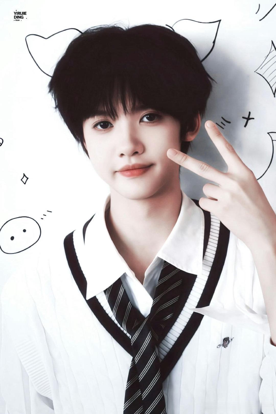 #张奕然[超话]#  🧡#张奕然 四代天选ost主唱# 
求求妈咪们来救救超来客好不[期待][期待] ​