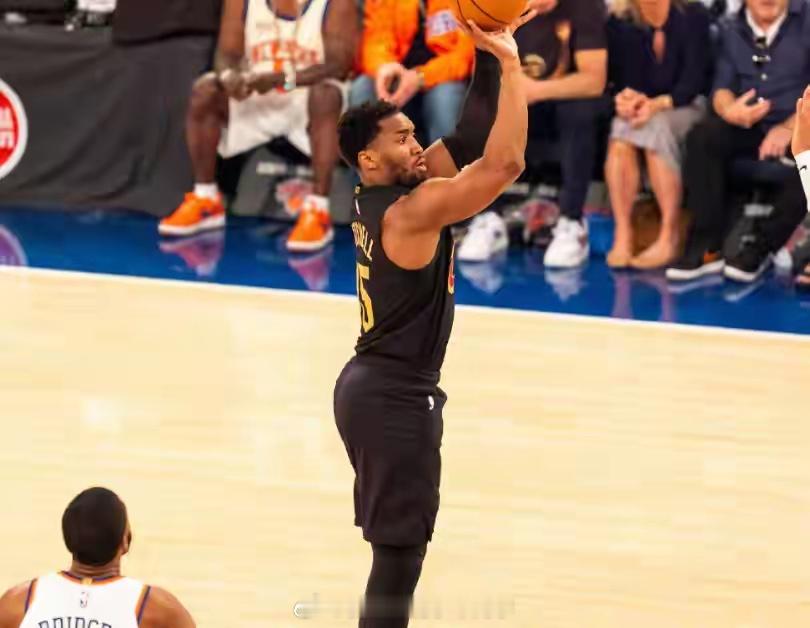 NBA东部第4又输了，东决0-2落后！主力后卫15中6，依旧拉胯  在...