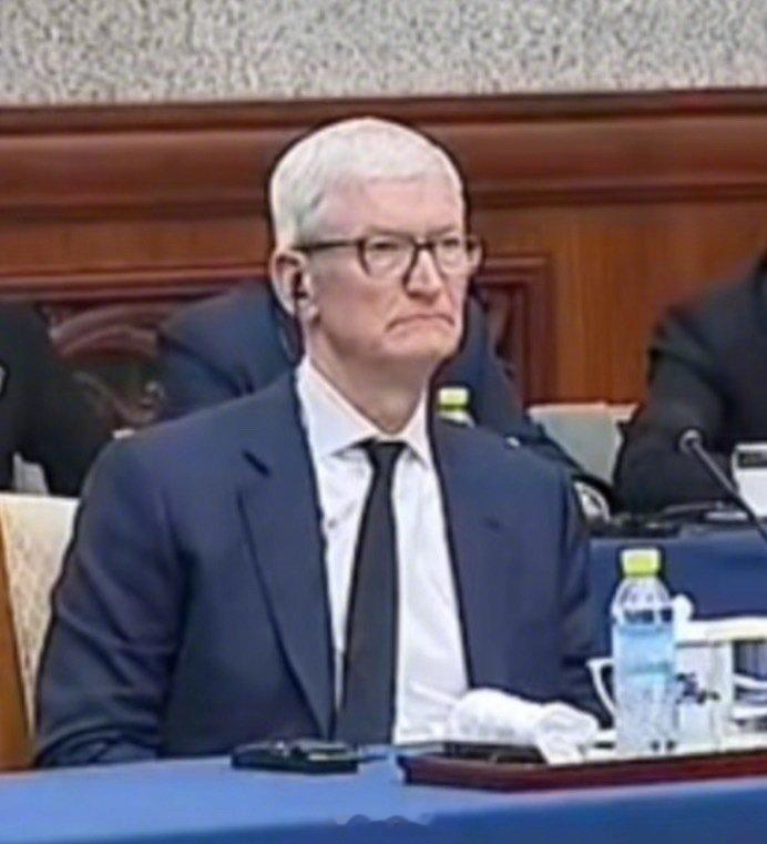 库克、李彦宏、马化腾登上新闻联播。 ​
