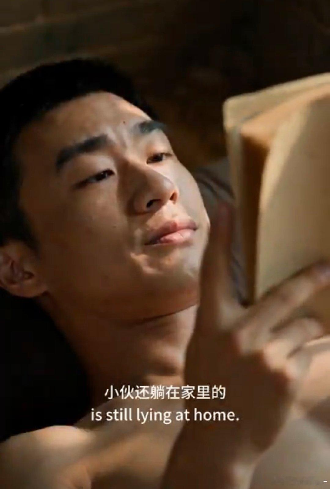ai这个做的还真不错
越来越精致了 
✍️ ​