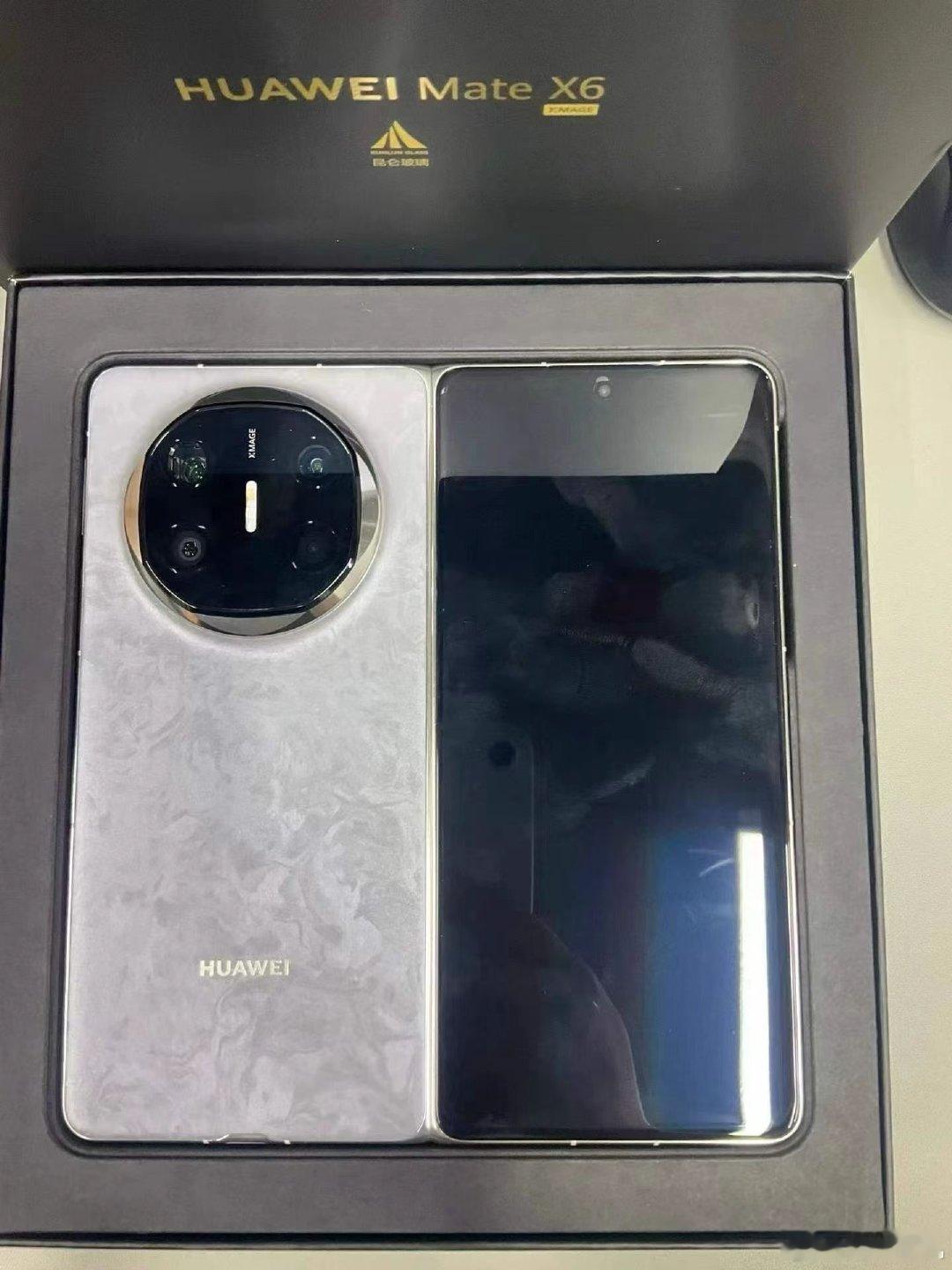 华为mate X6 12+512G 星云灰
电池效率100 成色99新 在保27/01/25
全套
8299 ​