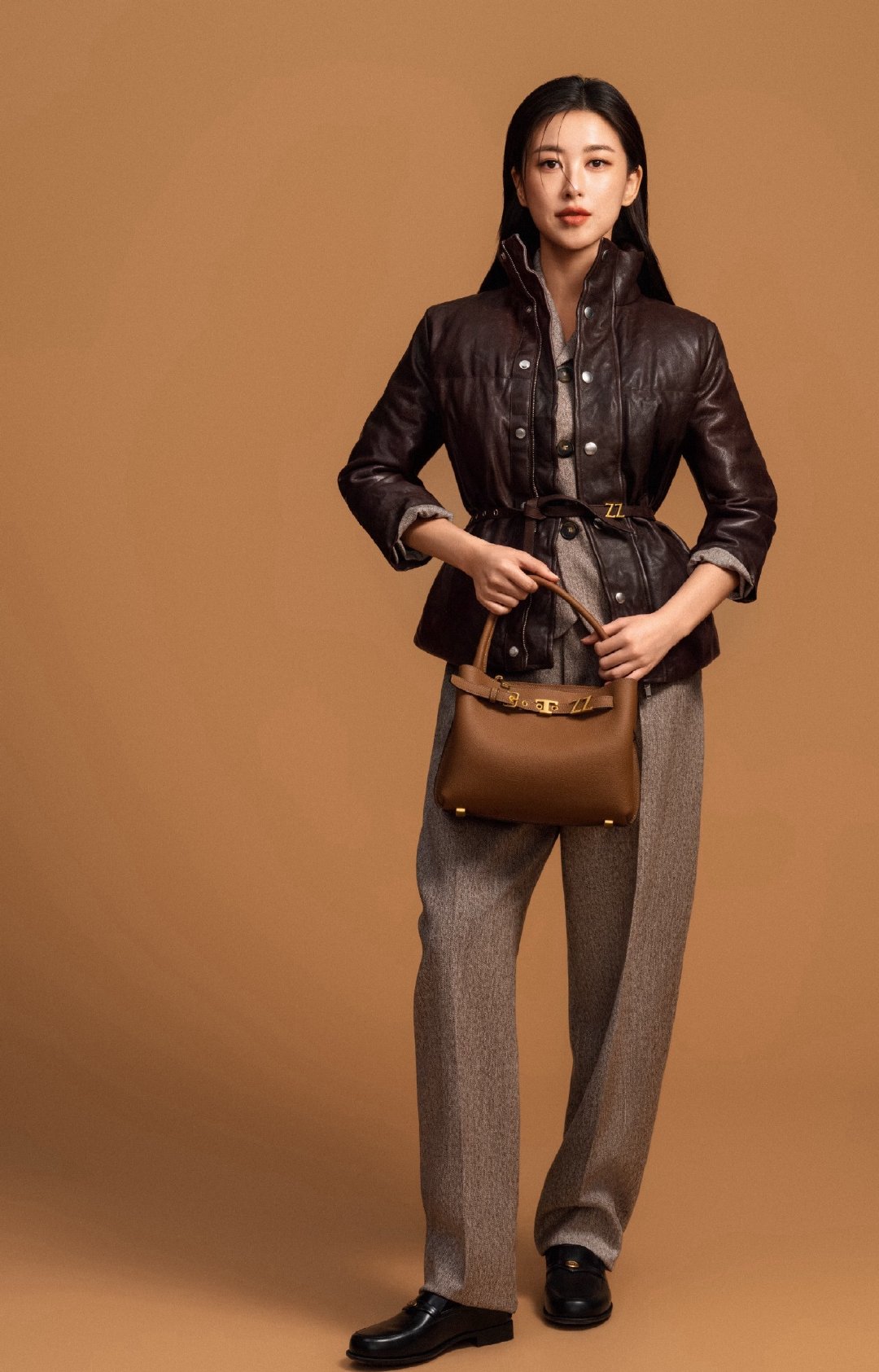 TOD'S官宣：朱珠TOD'S品牌大使

恭喜朱珠！！

#TODS品牌大使朱珠##时尚灵感解读# ​