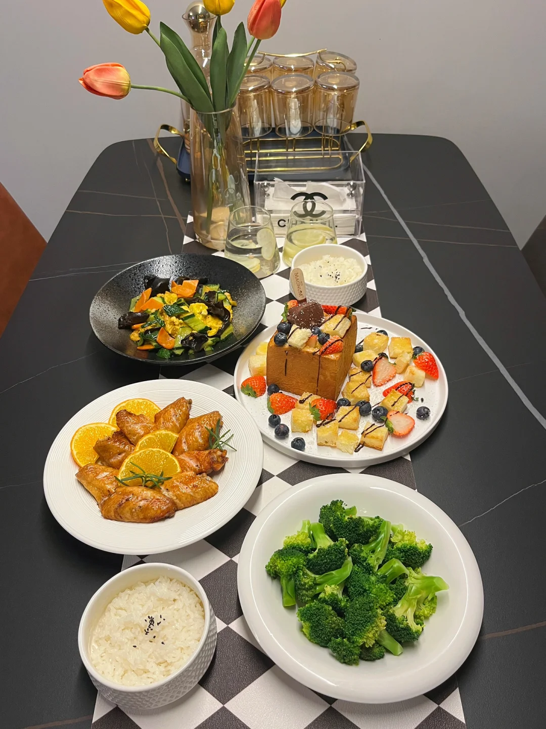 今天的晚饭做了高颜值小甜品