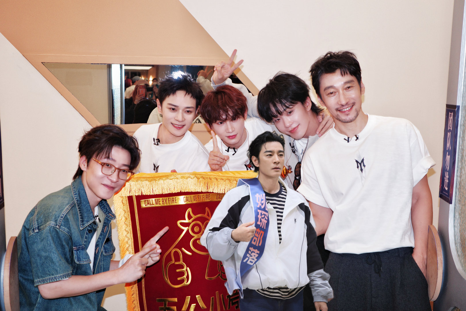 6狗 go go go 🤙

#披荆斩棘##荆棘之外# ​