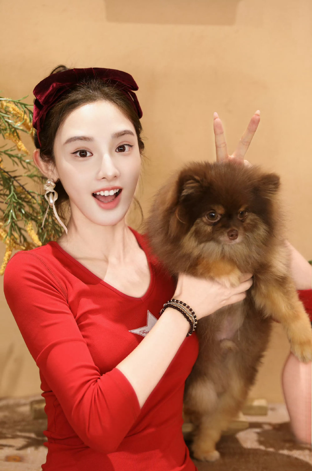 #彭小苒[超话]##彭小苒朝无念# 

一直在，一直爱​