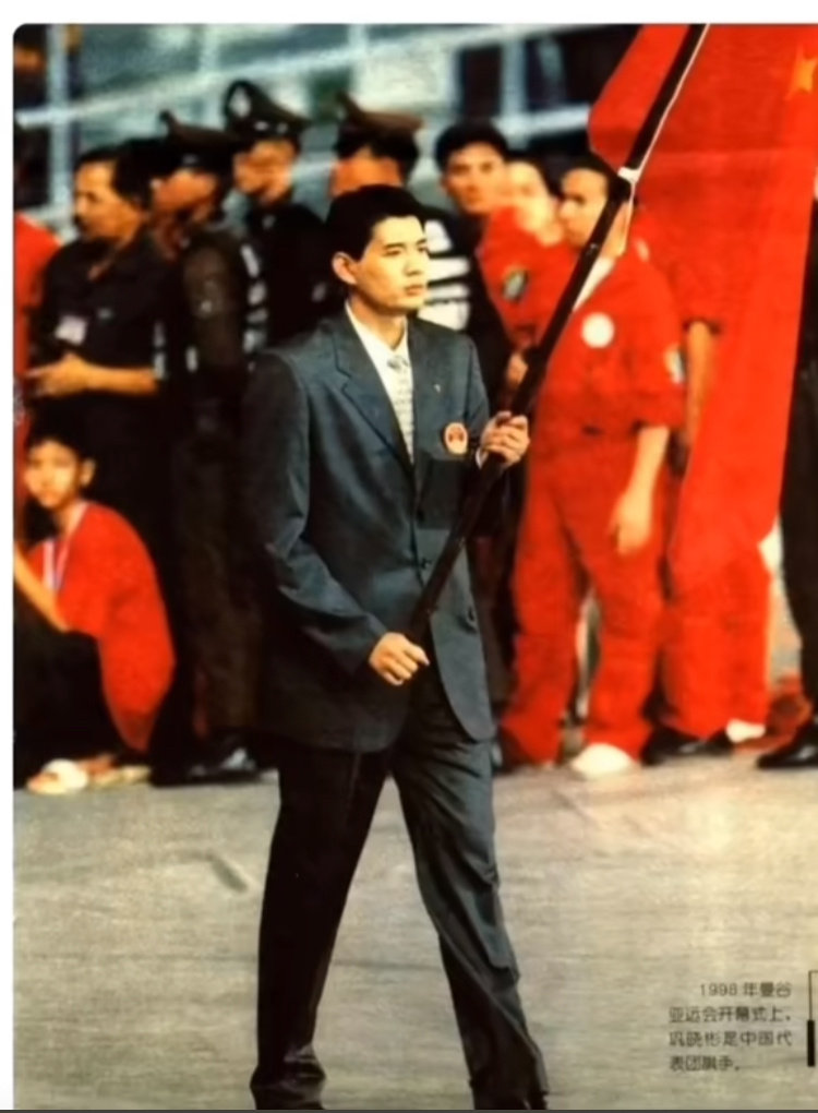 嚯，巩晓彬年轻时候比焦泊乔更像王安宇[允悲] ​