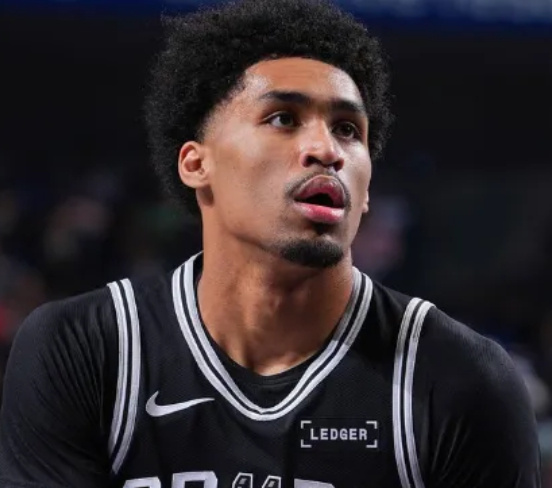 美媒：哈珀场均仅出战25.2分钟，却能打出如此亮眼的数据  NBA季后...