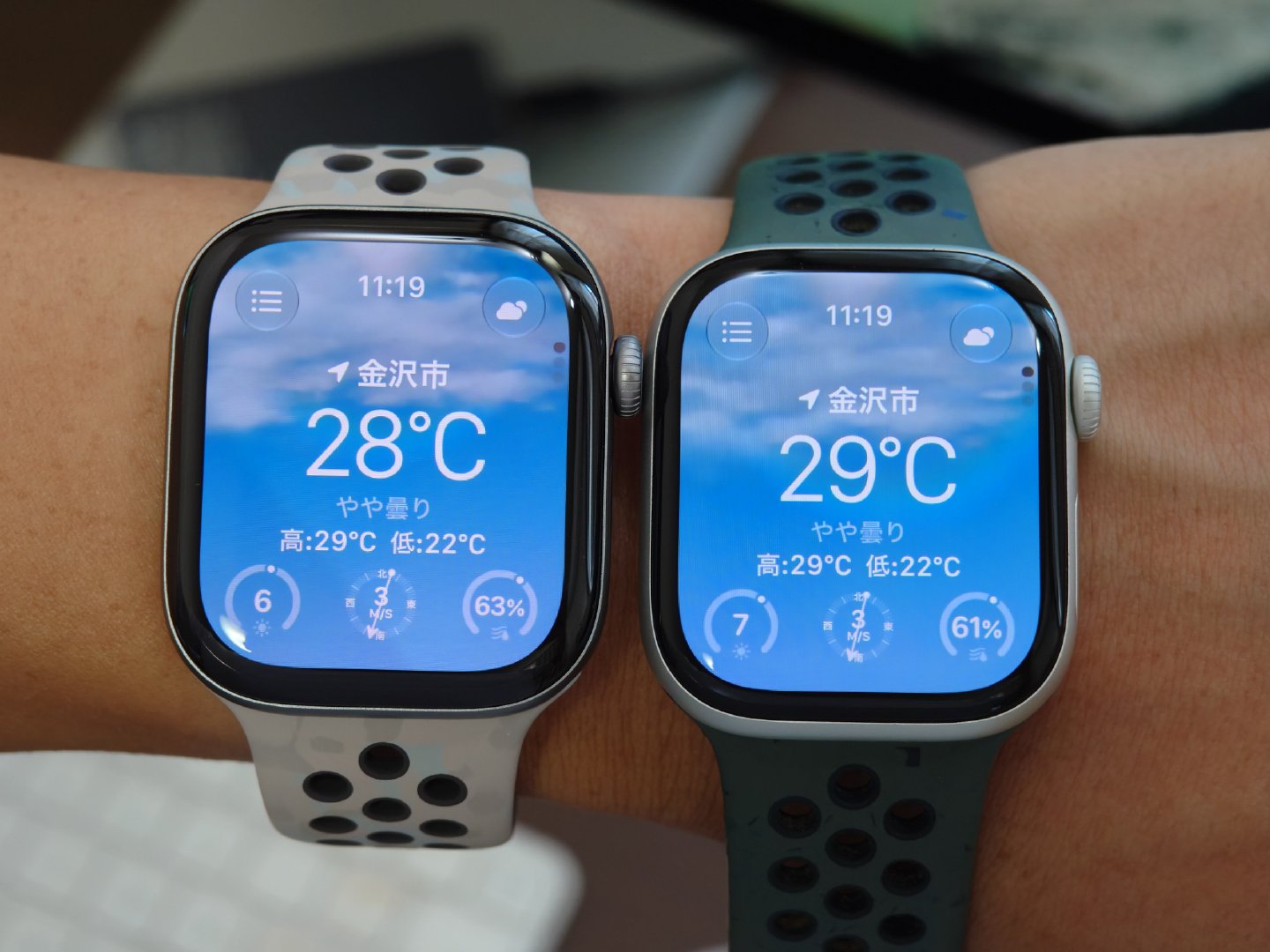 妈呀，Apple Watch S12 的边框，真的太夸张了[裂开][裂开] 

尤其是图二，这个边框和 S4 没啥区别[泪奔][泪奔] ​