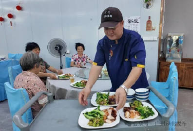 【褪去军装不忘本色！从化农庄店主免费提供爱心餐，暖遍街坊】