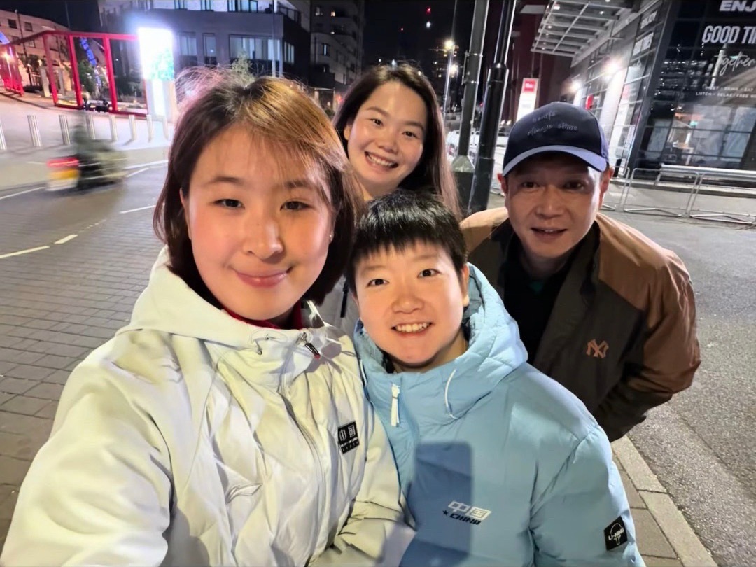 颖颖笑的话 我就开心 ​​​