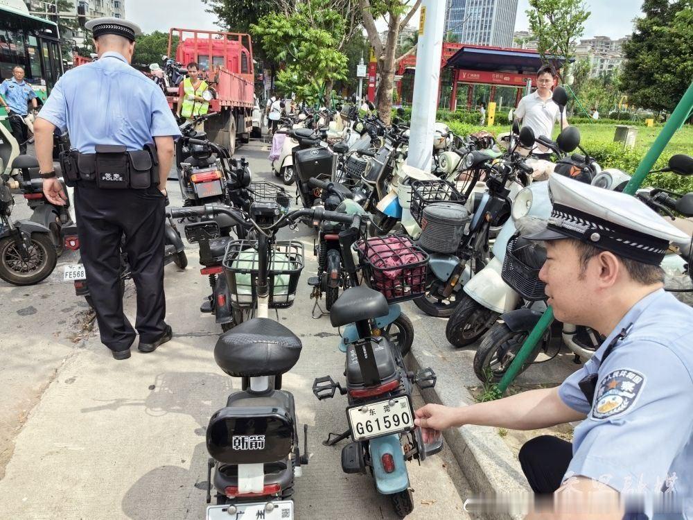 [重拳整治护平安 全域攻坚创文明 番禺交警开展“荣誉2026”第四次专...