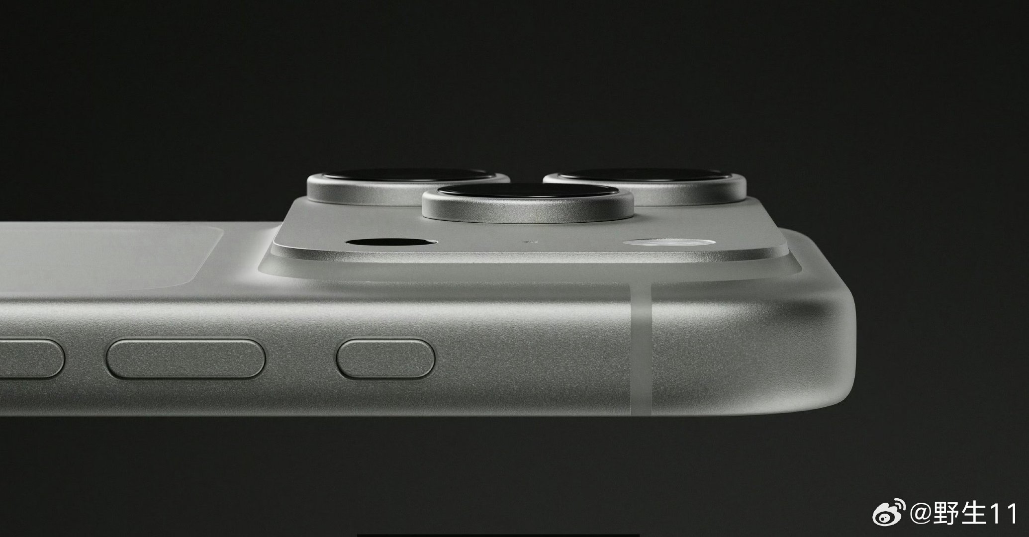 #苹果发布会#
iPhone 18 Pro终于上快充了
15分钟充50%，快充是挺香的
充满电最高续航30小时
这么看蓝色也挺漂亮的，银色没有17Pro好看
可惜可惜AI功能在国内用不了，ai太香了 ​